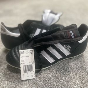 NWT adidas Unisex Copa Mundial Firm Ground Soccer Cleats, Men’s 8.5 / Women’s 10